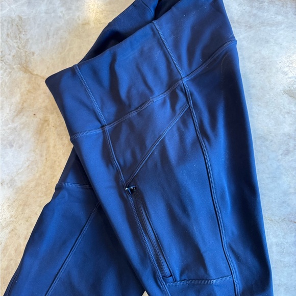 Quince navy blue Leggings with zippers/pockets - Picture 2 of 4